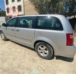 دودج جراند كارافان